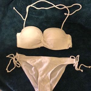 NWOT white bikini set Size XS
